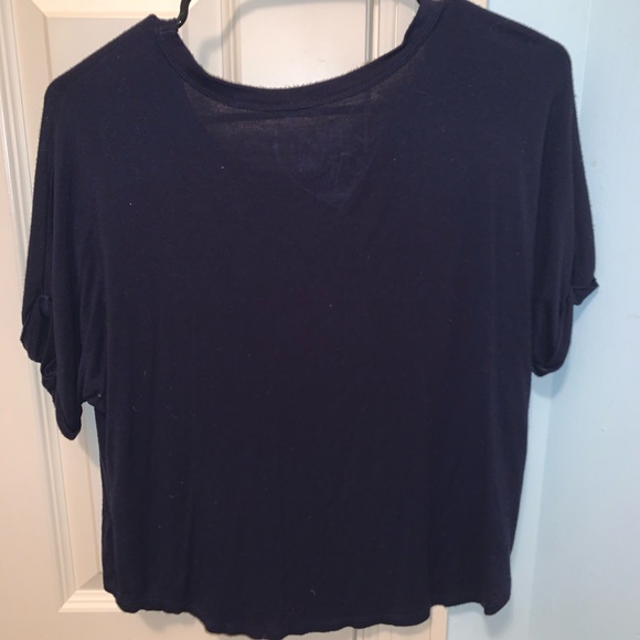 “Dirtee Hollywood” Everyday Is Awesome Cropped Top - Picture 2 of 4